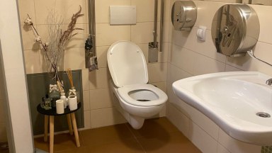 Pronájem nebytového prostoru - dům služeb KLIPORA