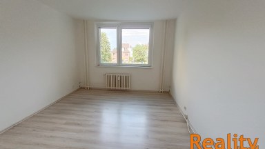 nájem 1+kk, Zlín, Podhoří